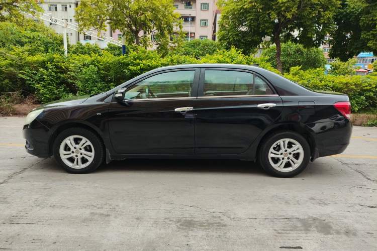 Used BYD Surui 2014 1.5L Manual Luxury Model Left Side