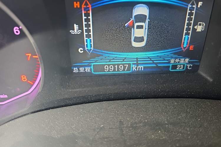 Used BYD Surui 2014 1.5L Manual Luxury Model Odometer Close Up