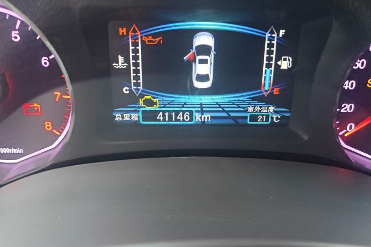Used BYD Surui 2014 1.5L Manual Luxury Model Odometer Close Up