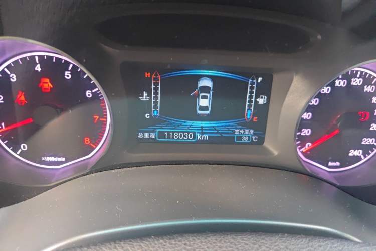 Used BYD Surui 2014 1.5L Manual Luxury Model Odometer Close Up