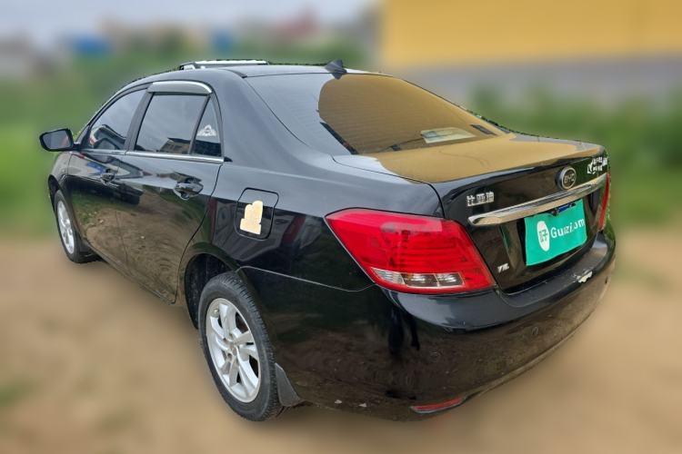 Used BYD Surui 2014 1.5L Manual Luxury Model Rear Left 45 Deg