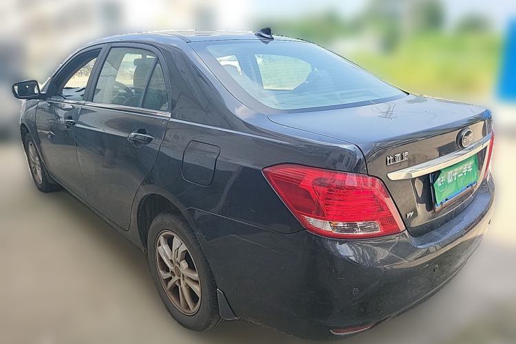 Used BYD Surui 2014 1.5TI Manual Luxury Model Rear Left 45 Deg