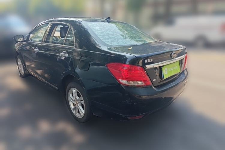 Used BYD Surui 2014 1.5L Manual Luxury Model Rear Left 45 Deg