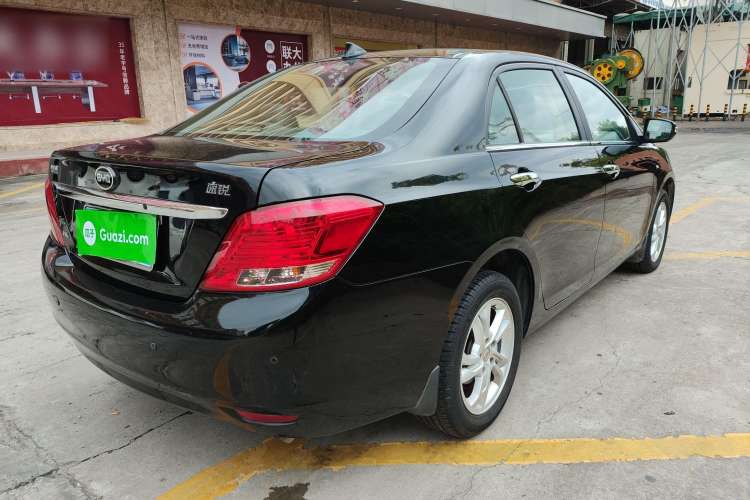 Used BYD Surui 2014 1.5L Manual Luxury Model Rear Right 45 Deg