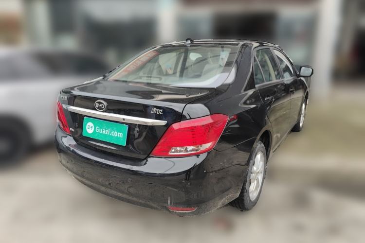 Used BYD Surui 2014 1.5L Manual Luxury Model Rear Right 45 Deg