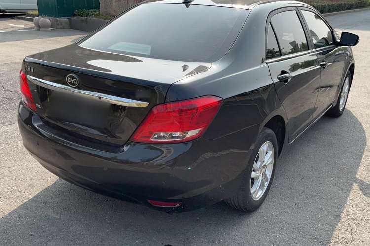 Used BYD Surui 2014 1.5L Manual Luxury Model Rear Right 45 Deg