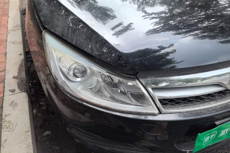 Used BYD Surui 2014 1.5L Manual Comfort Model Right Front Headlight