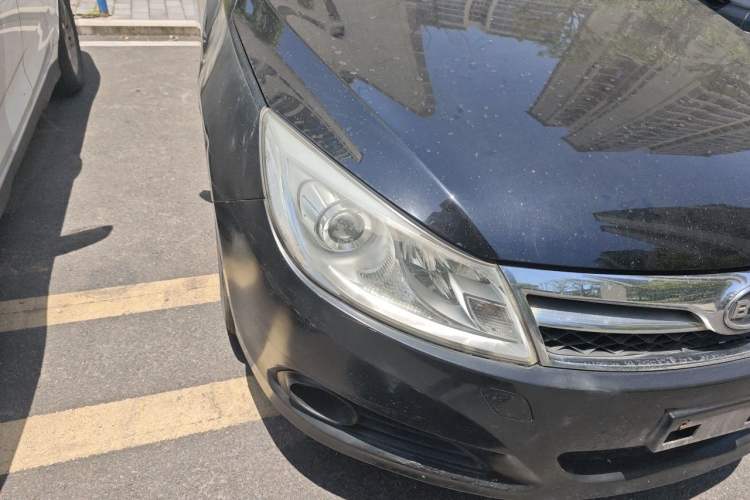 Used BYD Surui 2014 1.5L Manual Luxury Model Right Front Headlight