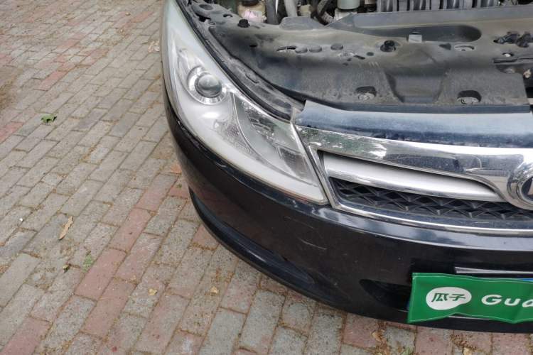 Used BYD Surui 2014 1.5L Manual Comfort Model Right Front Headlight