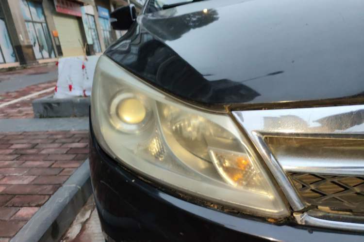 Used BYD Surui 2014 1.5L Manual Luxury Model Right Front Headlight