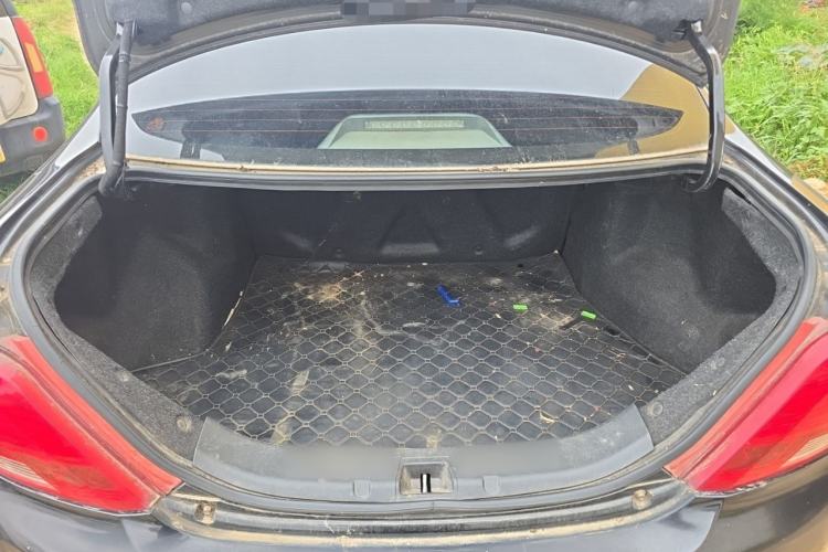 Used BYD Surui 2014 1.5L Manual Luxury Model Trunk