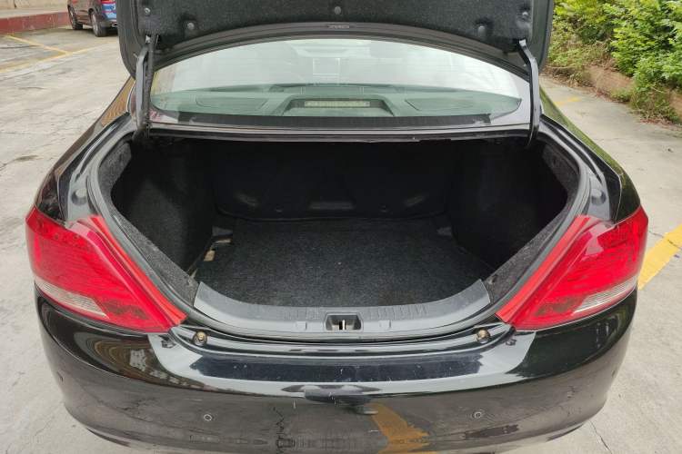 Used BYD Surui 2014 1.5L Manual Luxury Model Trunk