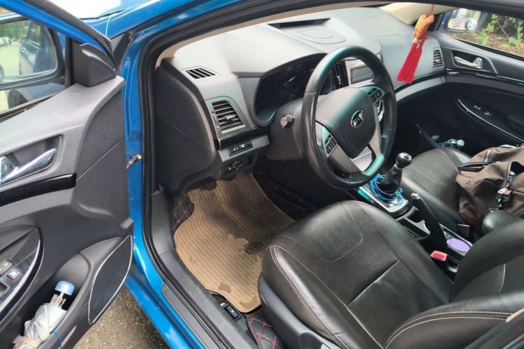 Used BYD Surui 2014 1.5L Manual Comfort Model Driver Seat