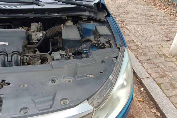 Used BYD Surui 2014 1.5L Manual Luxury Model Engine Bay Left
