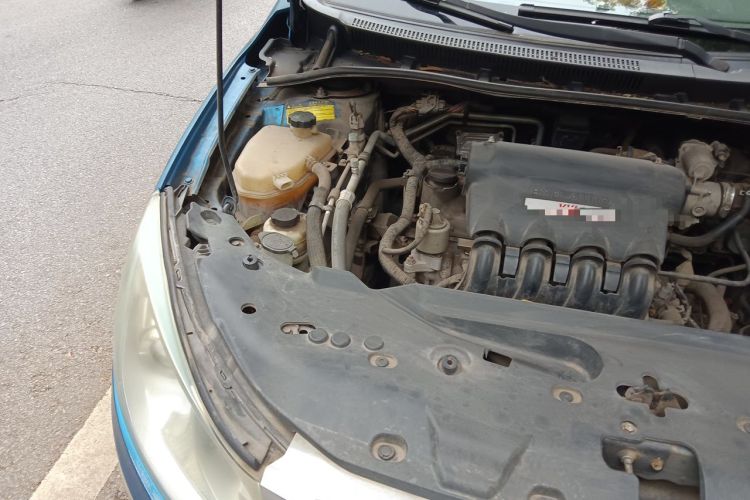 Used BYD Surui 2014 1.5L Manual Luxury Model Engine Bay Right