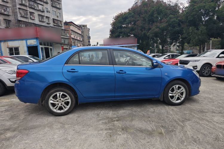 Used BYD Surui 2014 1.5L Manual Comfort Model Exterior 2