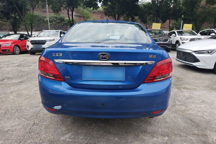 Used BYD Surui 2014 1.5L Manual Comfort Model Exterior 4