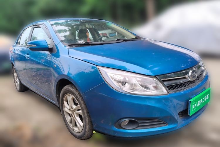 Used BYD Surui 2014 1.5L Manual Comfort Model Front Right 45 Deg