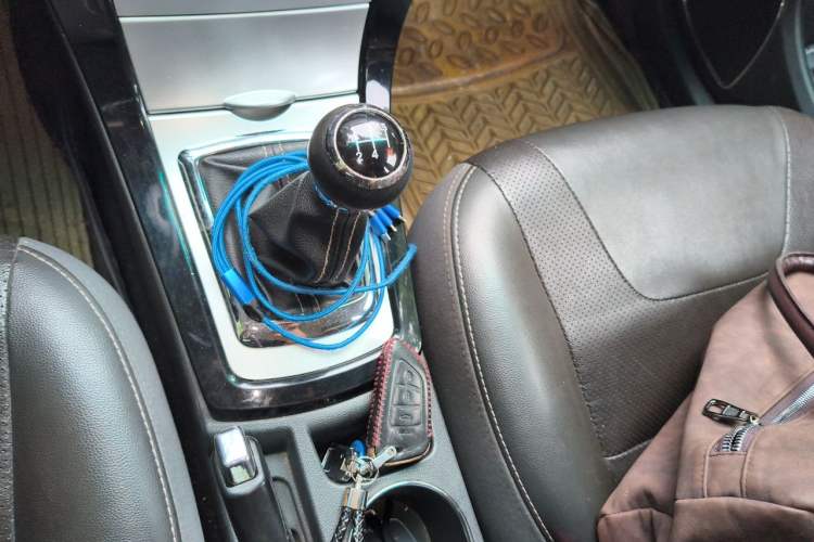 Used BYD Surui 2014 1.5L Manual Comfort Model Gear Lever