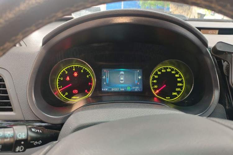 Used BYD Surui 2014 1.5TID Automatic Luxury Model Instrument Cluster