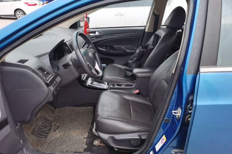 Used BYD Surui 2014 1.5TID Automatic Luxury Model Left Front Seat