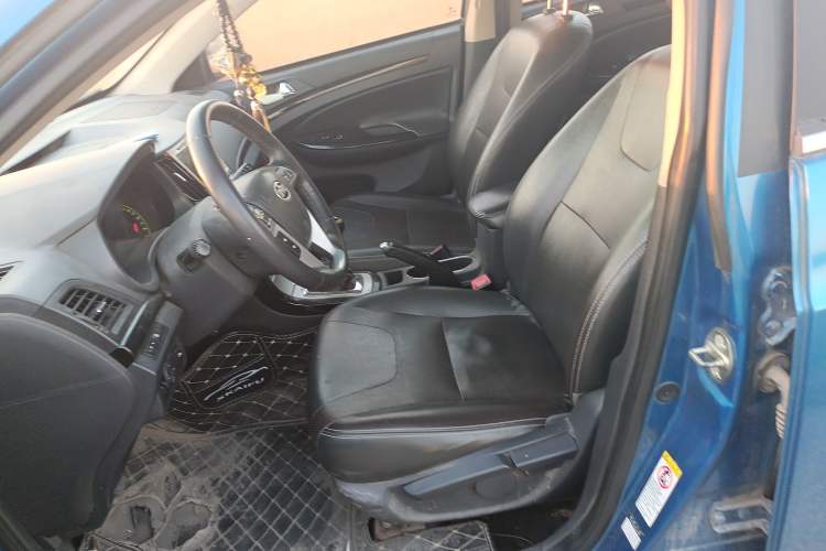 Used BYD Surui 2014 1.5TI Manual Luxury Model Left Front Seat