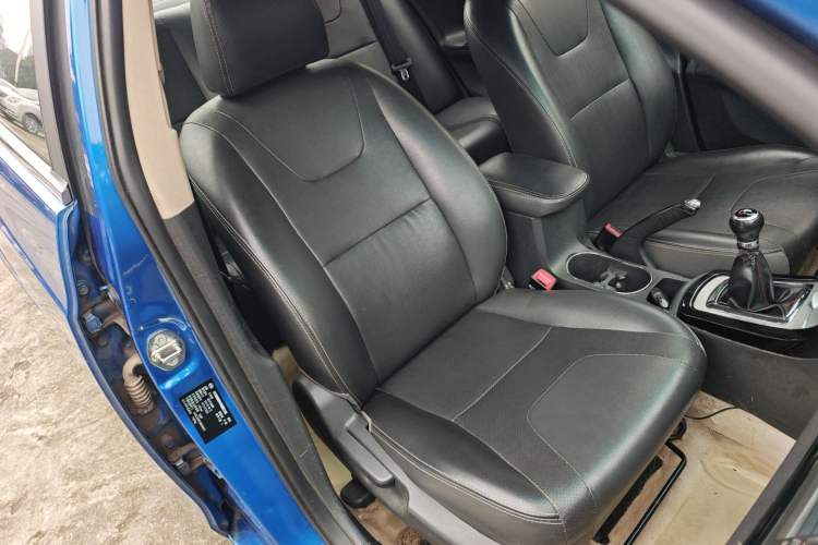 Used BYD Surui 2014 1.5L Manual Comfort Model Right Front Seat
