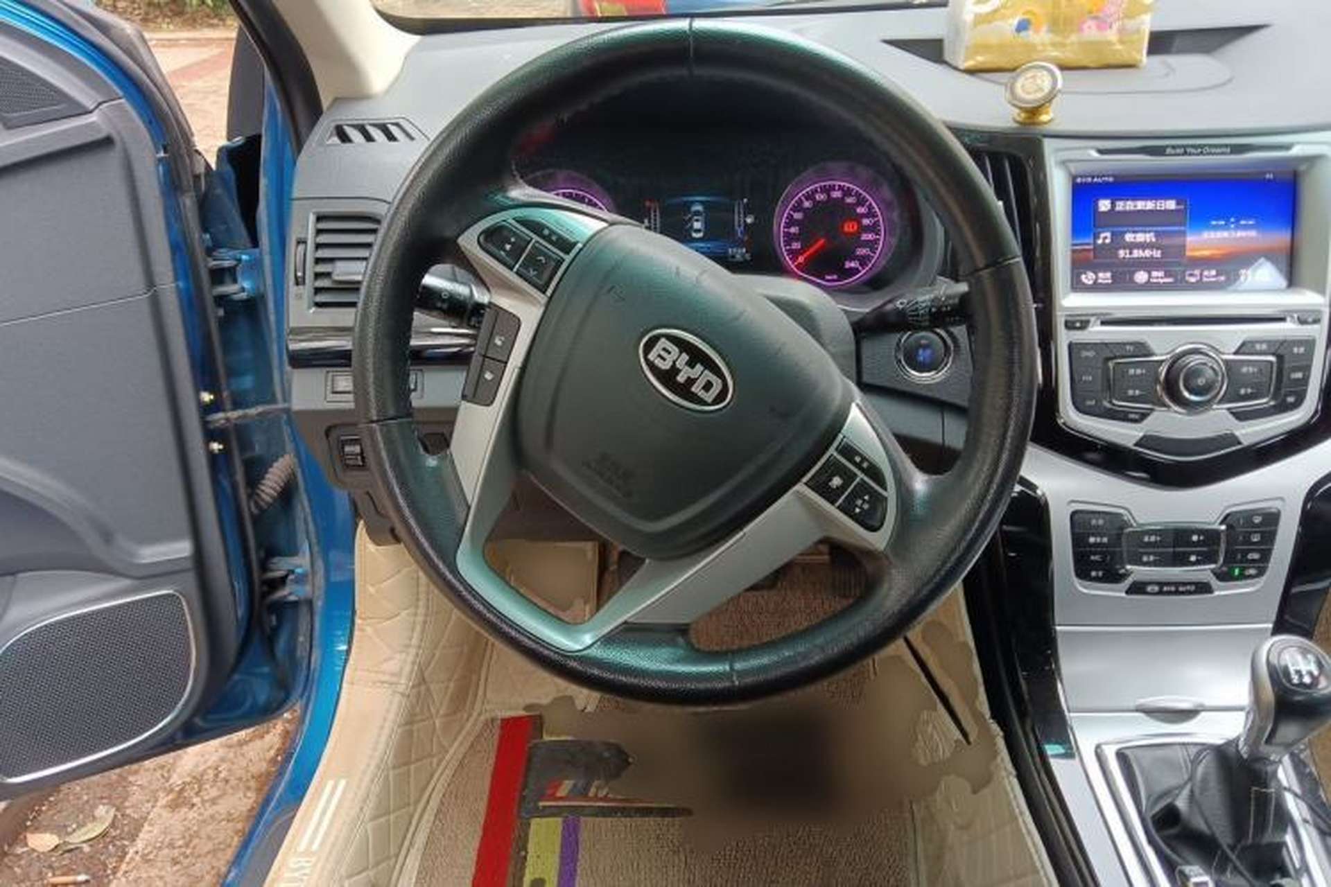 Used BYD Surui 2014 1.5L Manual Luxury Model Steering Wheel