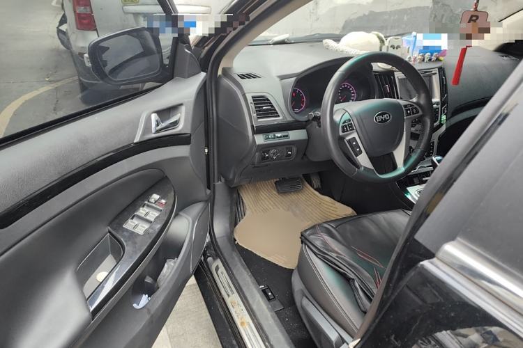 Used BYD Surui 2014 1.5TID Automatic Luxury Model Driver Seat