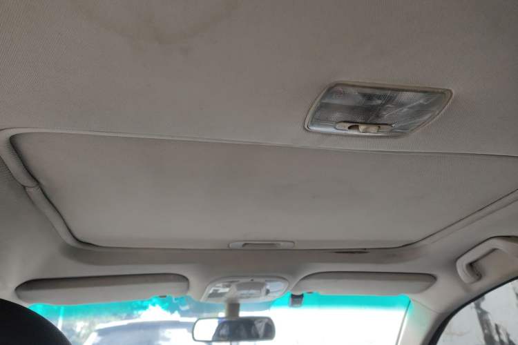 Used BYD Surui 2014 1.5TID Automatic Luxury Model Headliner