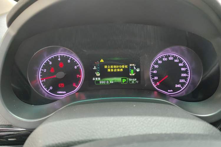 Used BYD Surui 2014 1.5TID Automatic Luxury Model Instrument Cluster