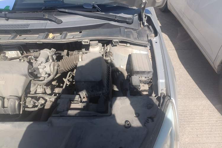 Used BYD Surui 2014 1.5L Manual Luxury Model Engine Bay Left