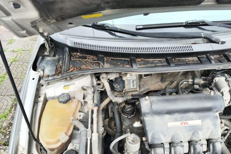 Used BYD Surui 2014 1.5L Manual Comfort Model Engine Bay Right