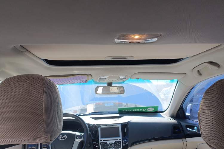 Used BYD Surui 2014 1.5L Manual Luxury Model Headliner
