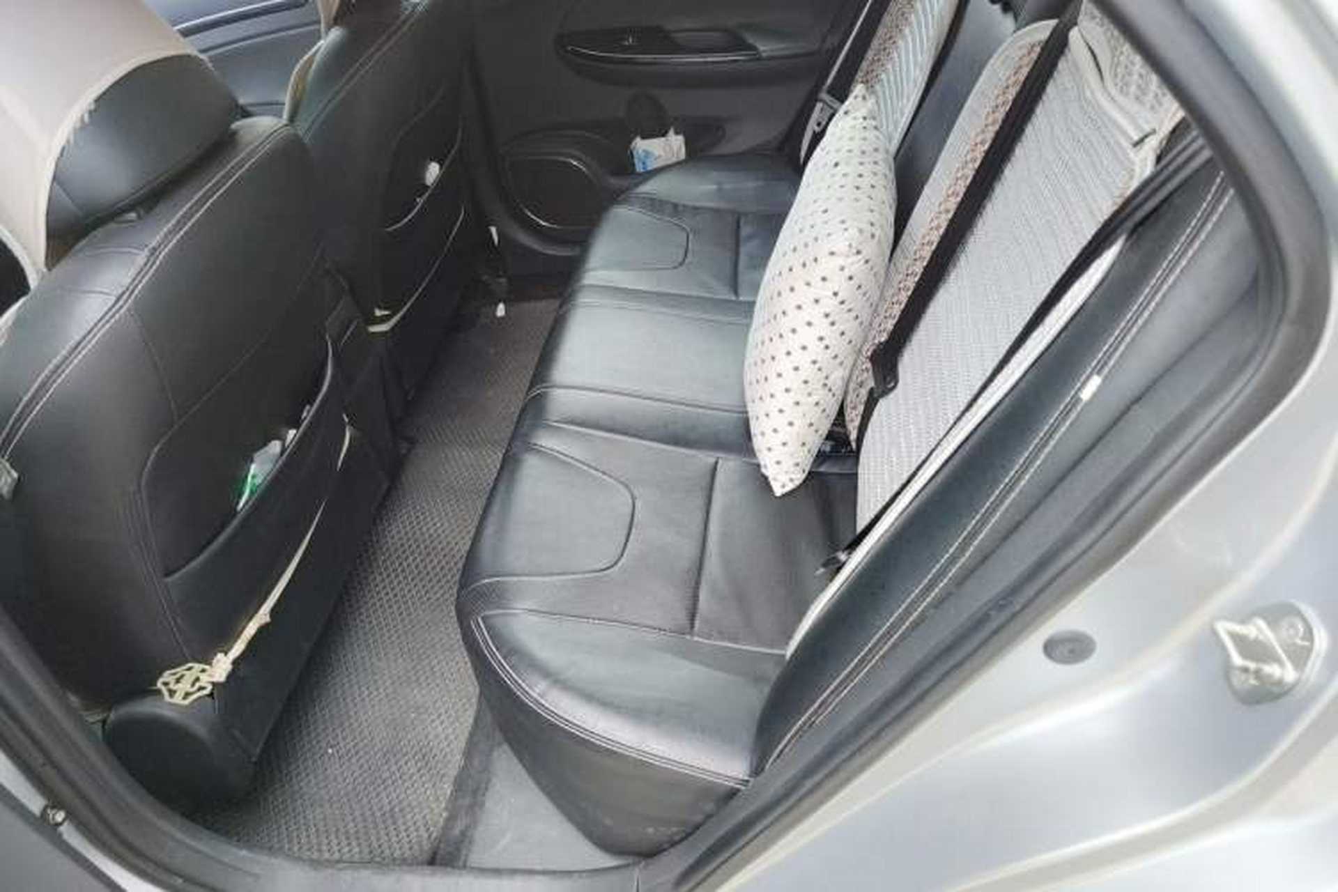 Used BYD Surui 2014 1.5TID Automatic Luxury Model Left Rear Seat