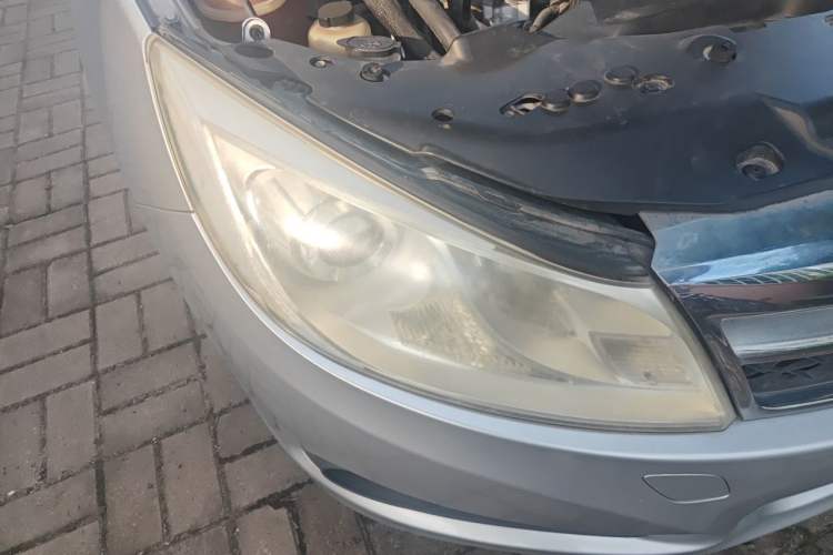 Used BYD Surui 2014 1.5L Manual Luxury Model Right Front Headlight