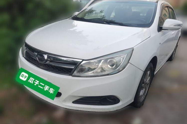 Used BYD Surui 2014 1.5L Manual Luxury Model Guazi used car, China used car export, Used car for sale, Used cars, Cheapest cars for sale
