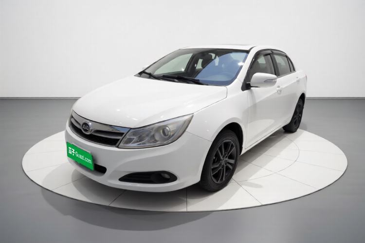 Ojetý BYD Surui 2014 1.5L Manual Luxury Model Guazi used car, China used car export, Used car for sale, Used  cars, Cheapest cars for sale