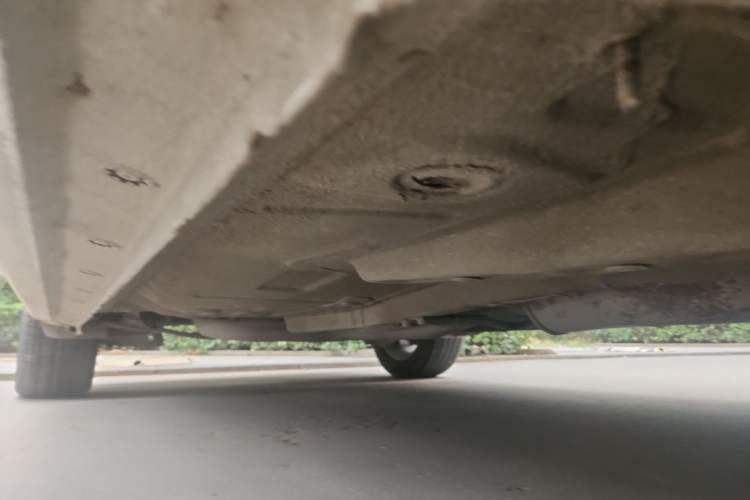 Used BYD Surui 2014 1.5L Manual Luxury Model Chassis Front Right