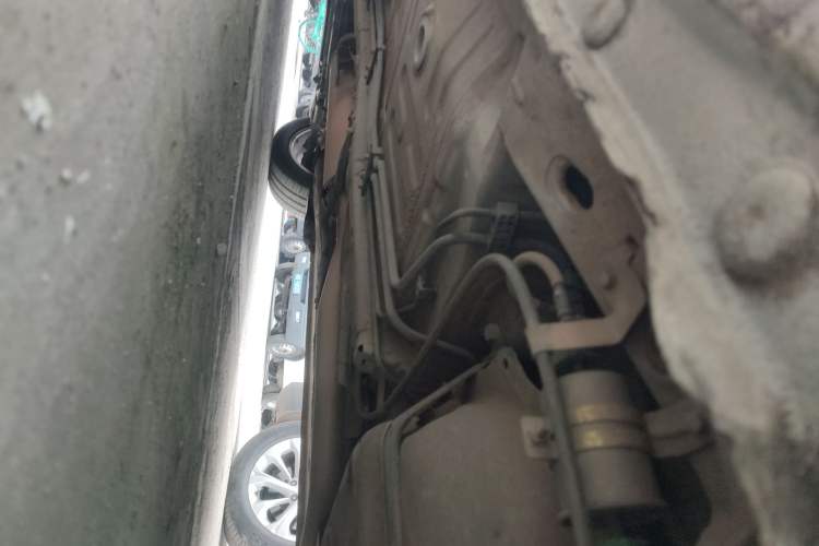 Used BYD Surui 2014 1.5L Manual Luxury Model Chassis Rear Left