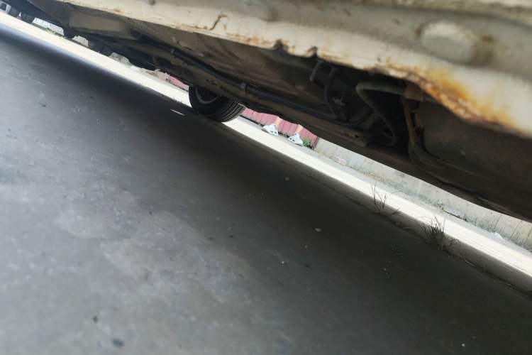 Used BYD Surui 2014 1.5L Manual Luxury Model Chassis Rear Left