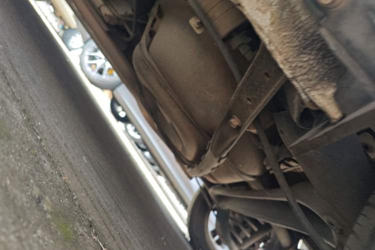 Used BYD Surui 2014 1.5L Manual Comfort Model Chassis Rear Left