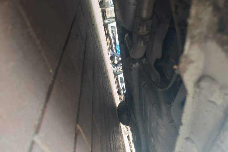 Used BYD Surui 2014 1.5L Manual Luxury Model Chassis Rear Right