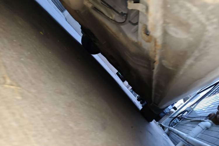 Used BYD Surui 2014 1.5L Manual Luxury Model Chassis Rear Right