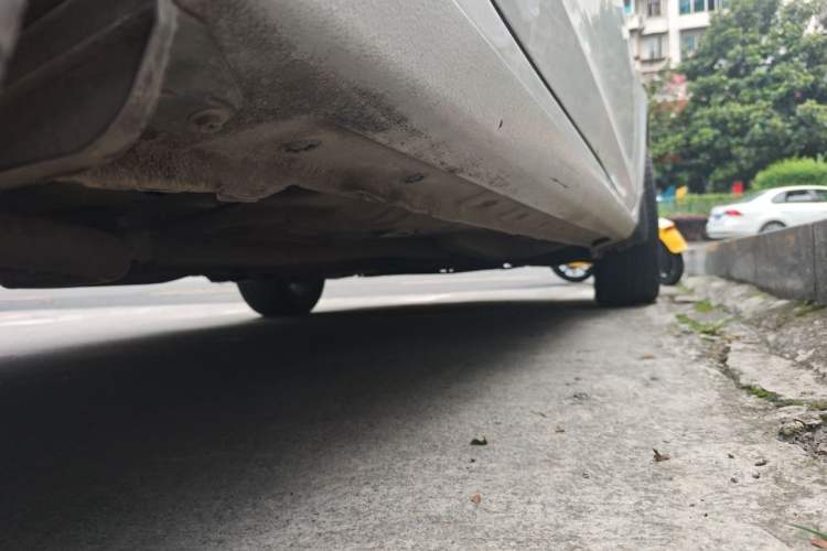 Used BYD Surui 2014 1.5L Manual Luxury Model Chassis Rear Right