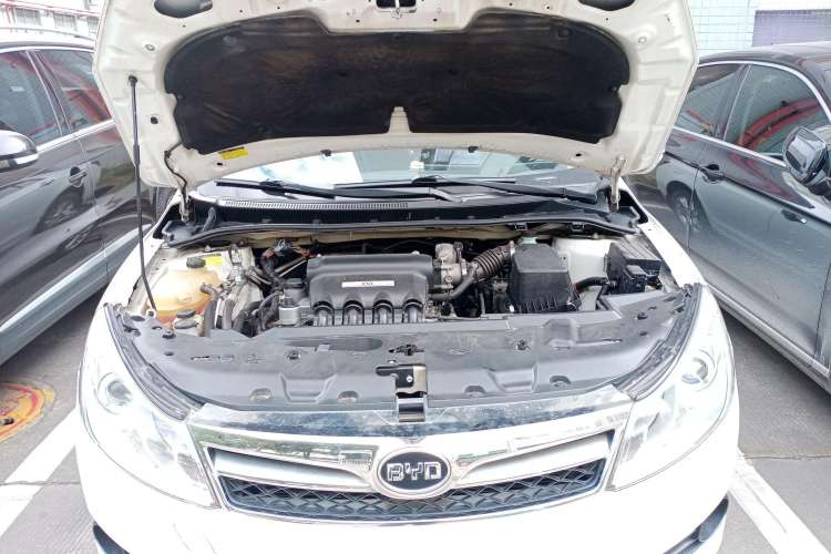 Used BYD Surui 2014 1.5L Automatic Luxury Model Engine Bay