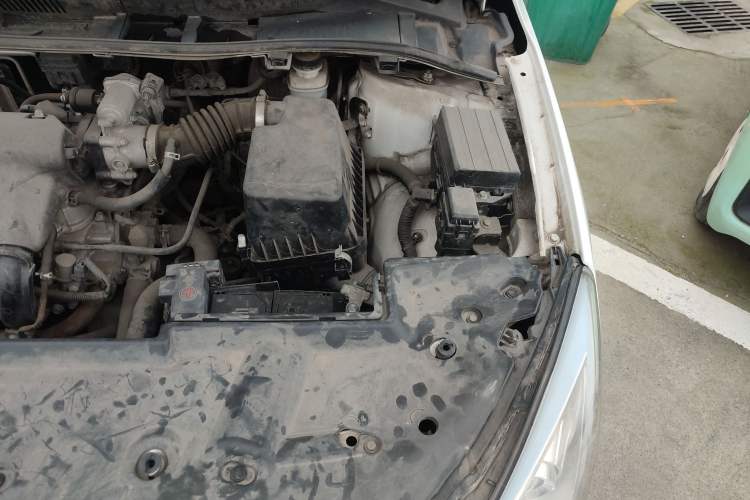 Used BYD Surui 2014 1.5L Manual Luxury Model Engine Bay Left