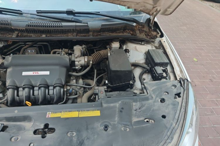 Used BYD Surui 2014 1.5L Manual Luxury Model Engine Bay Left