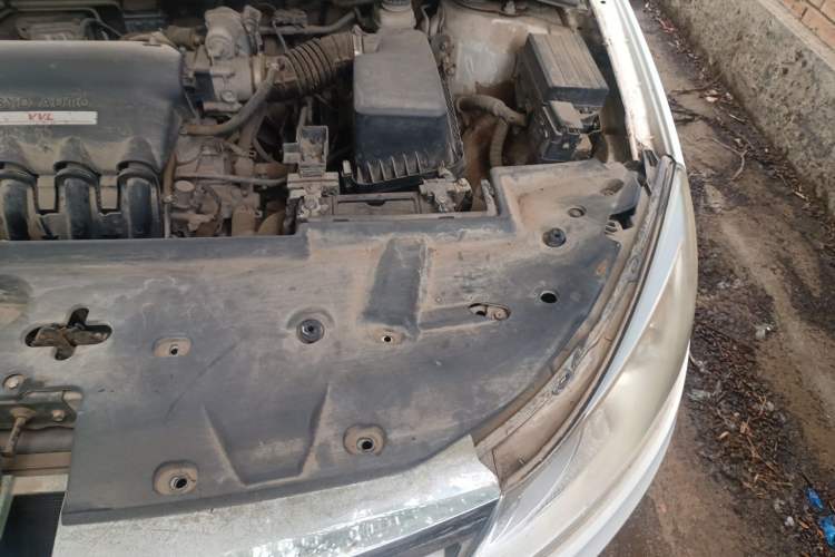 Used BYD Surui 2014 1.5L Manual Luxury Model Engine Bay Left