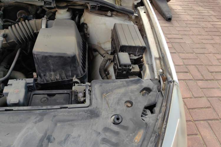Used BYD Surui 2014 1.5L Manual Luxury Model Engine Bay Left
